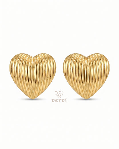 Sweetheart Gold Studs