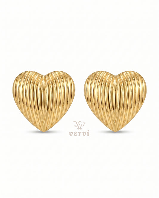 Sweetheart Gold Studs