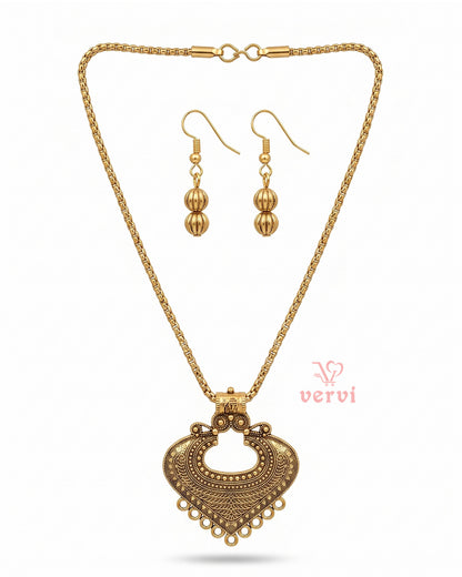 Gold Antique Pendant chain and Beads Earring