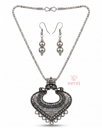 Silver Antique Pendant chain and Beads Earring