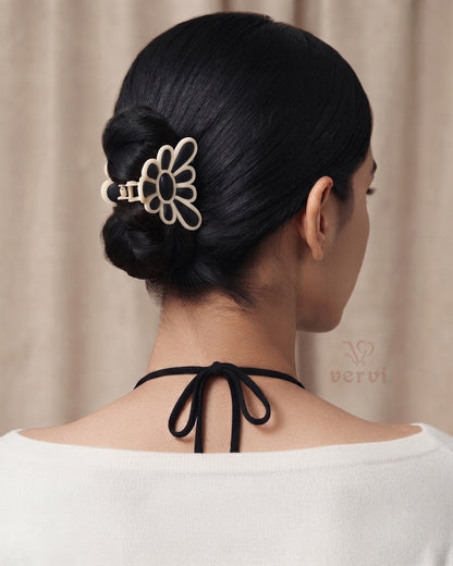 Matte Daisy Flower Hair Claw Clip Set 1 (Pack of 6)