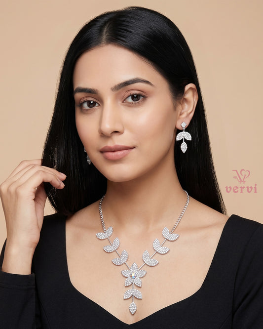 Floral Stone Necklace Set