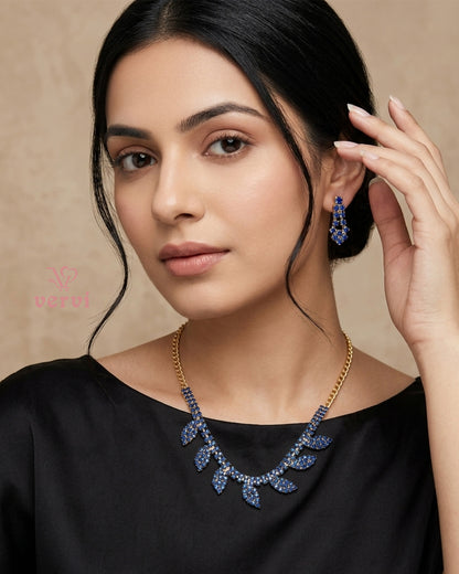 Small Stone Necklace Set