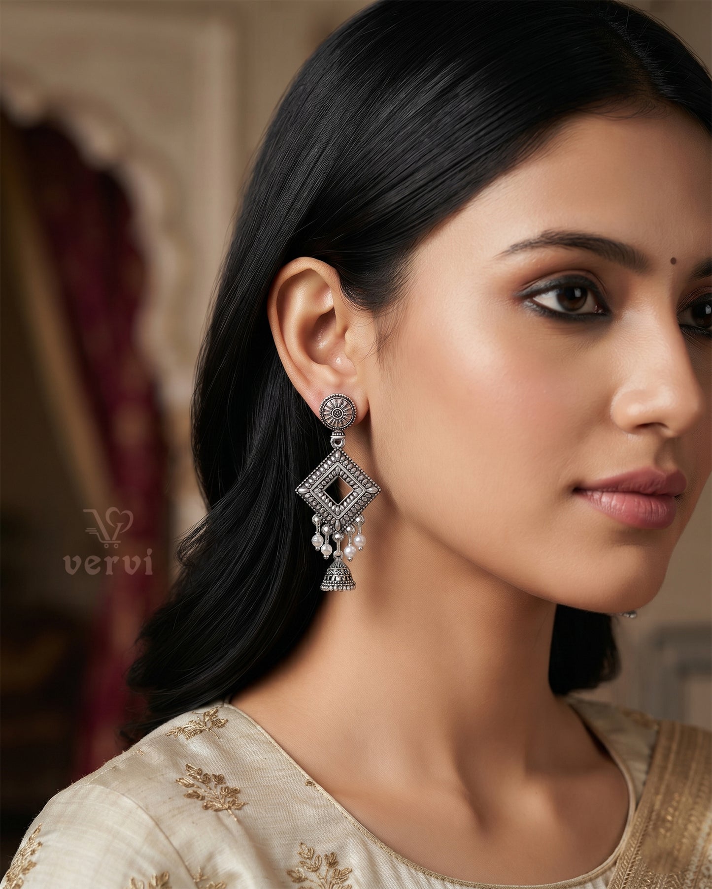 Oxidized Vintage Diamond Bell Jhumka